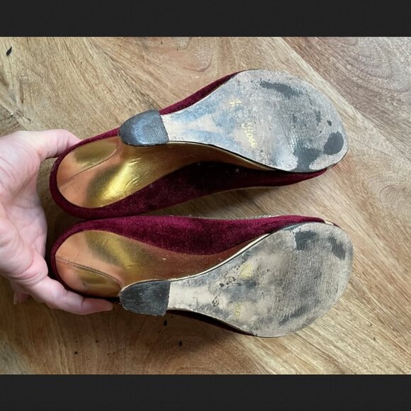vintage art deco 90s velvet + gold wedges size 7 - Picture 5 of 5
